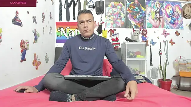 Snapshot of nathan_sanchez chatting on October 19, 2025, 9:12 am nathan sanchez online show from October 19, 2025, 9:12 am