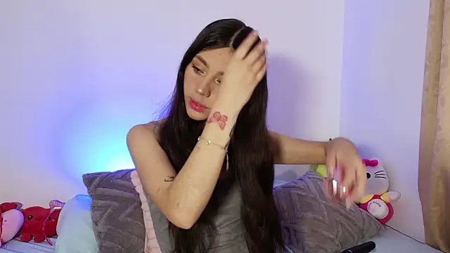 CheryelFox online show from November 8, 2025, 11:08 pm