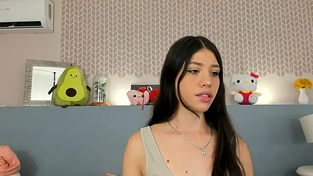 CheryelFox online show from May 20, 2026, 11:46 pm