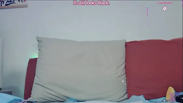 Youth3  online show from December 17, 2025, 4:01 pm