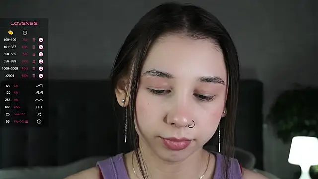 AislyEmbury online show from March 8, 2025, 10:24 pm