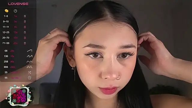 AislyEmbury online show from October 26, 2025, 5:30 am