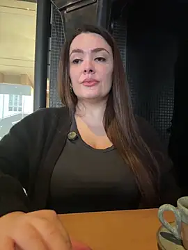 Snapshot of Sophie_Eaton chatting on November 24, 2025, 8:09 pm Sophie Eaton online show from November 24, 2025, 8:09 pm