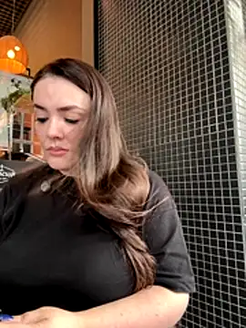 Snapshot of Sophie_Eaton chatting on November 15, 2025, 8:02 pm Sophie Eaton online show from November 15, 2025, 8:02 pm