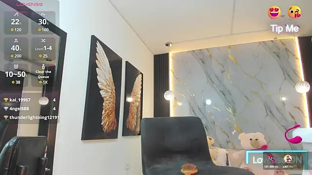 estephany doll online show from March 14, 2025, 5:24 pm