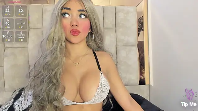 Oliviaa Evans online show from March 23, 2026, 7:36 pm