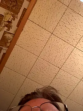 Snapshot of Tonybaloney1972 chatting on September 18, 2025, 8:56 pm Tonybaloney1972 online show from September 18, 2025, 8:56 pm