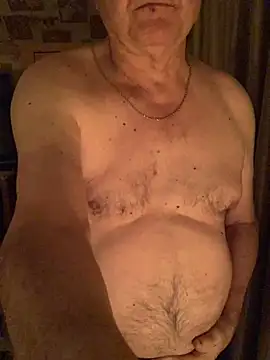 Snapshot of Tonybaloney1972 chatting on January 14, 2025, 1:26 am Tonybaloney1972 online show from January 14, 2025, 1:26 am