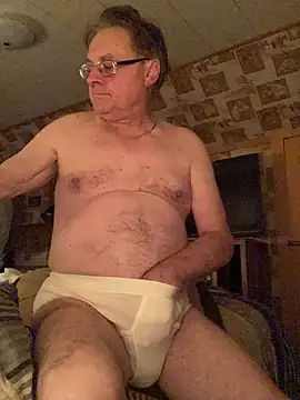 Snapshot of Tonybaloney1972 chatting on December 14, 2024, 4:12 am Tonybaloney1972 online show from December 14, 2024, 4:12 am