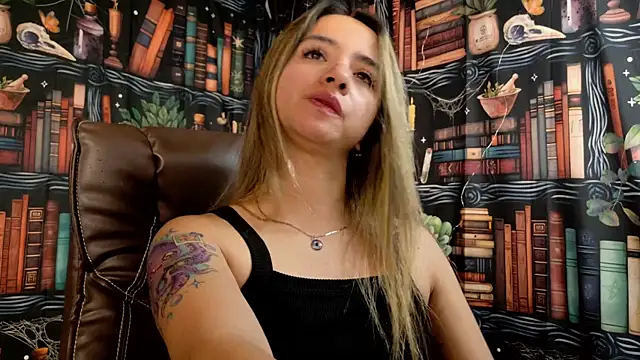 Snapshot of julietta___jackson chatting on January 30, 2025, 11:24 pm julietta jackson online show from January 30, 2025, 11:24 pm