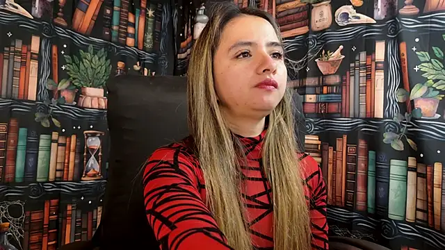 Snapshot of julietta___jackson chatting on February 13, 2025, 11:15 pm julietta jackson online show from February 13, 2025, 11:15 pm