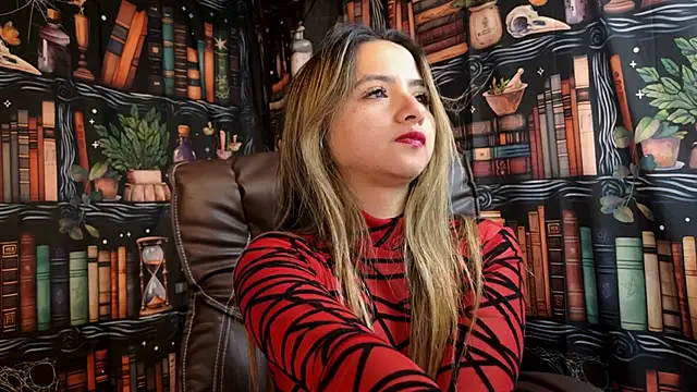 Snapshot of julietta___jackson chatting on March 20, 2025, 3:13 am julietta jackson online show from March 20, 2025, 3:13 am