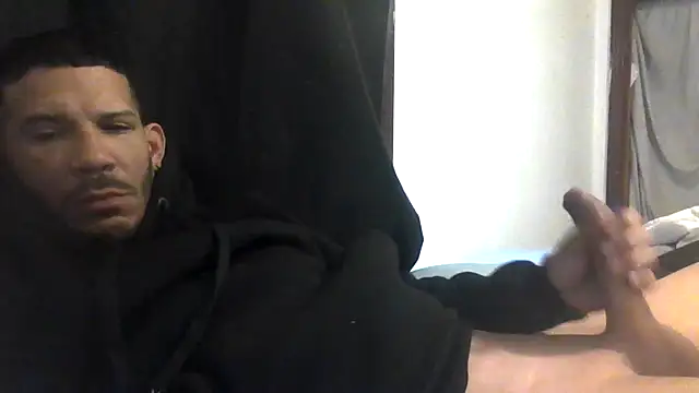 Snapshot of Chico_Bellaco chatting on March 9, 2025, 3:27 pm Chico Bellaco online show from March 9, 2025, 3:27 pm