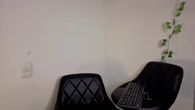 Mia adams66 online show from February 6, 2026, 10:17 pm