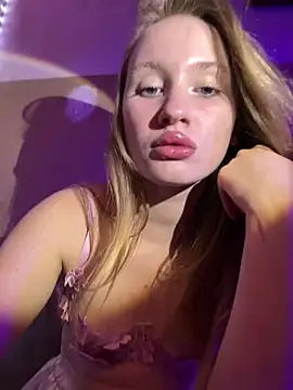 saint cat25 online show from April 4, 2026, 10:05 pm