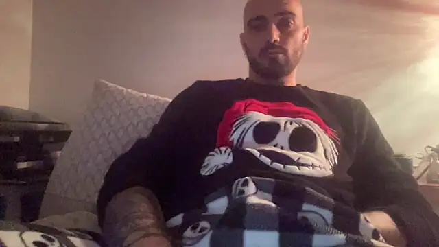 Snapshot of alessandromori91 chatting on February 18, 2026, 8:49 pm alessandromori91 online show from February 18, 2026, 8:49 pm