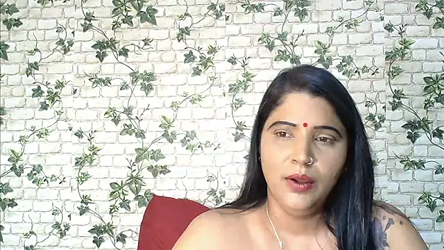Snapshot of XIndianintimacy chatting on February 13, 2025, 9:27 pm XIndianintimacy online show from February 13, 2025, 9:27 pm