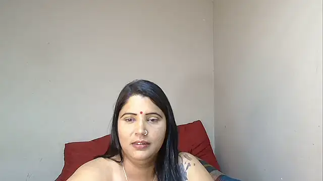 Snapshot of XIndianintimacy chatting on January 29, 2025, 2:30 am XIndianintimacy online show from January 29, 2025, 2:30 am