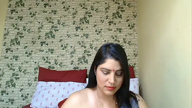 XIndianintimacy online show from April 17, 2026, 9:28 pm