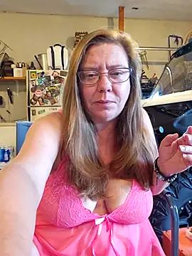 MsShelby40 online show from September 12, 2025, 10:53 pm