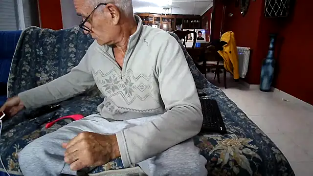 maduroguapo online show from December 15, 2025, 10:48 pm