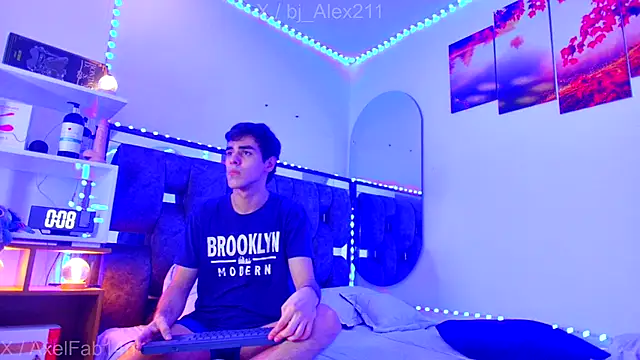 Alex and Fabian online show from November 5, 2025, 9:07 pm