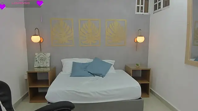 lia sexx19 online show from March 7, 2025, 5:40 am