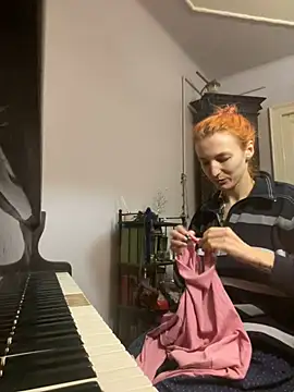 Snapshot of IngridMayer chatting on December 20, 2024, 6:02 pm IngridMayer online show from December 20, 2024, 6:02 pm