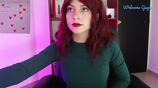 Snapshot of Celeste_Ford_18 chatting on November 6, 2025, 12:14 am Celeste Ford 18 online show from November 6, 2025, 12:14 am