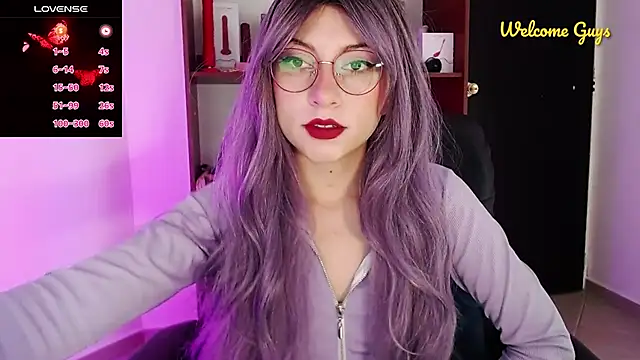 Snapshot of Celeste_Ford_18 chatting on November 11, 2025, 9:31 pm Celeste Ford 18 online show from November 11, 2025, 9:31 pm