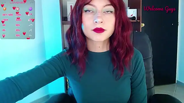 Snapshot of Celeste_Ford_18 chatting on October 22, 2025, 12:43 am Celeste Ford 18 online show from October 22, 2025, 12:43 am