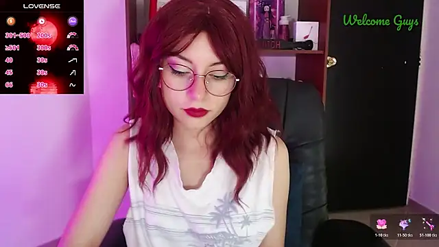 Snapshot of Celeste_Ford_18 chatting on December 2, 2025, 6:31 pm Celeste Ford 18 online show from December 2, 2025, 6:31 pm