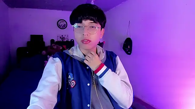 AnggelONfiree online show from February 14, 2026, 11:49 pm