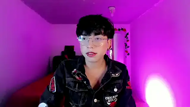 AnggelONfiree online show from November 28, 2025, 7:08 am