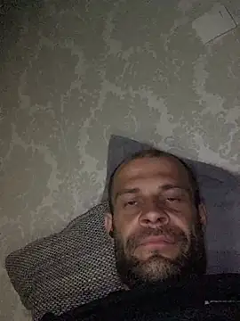 Snapshot of Zbochunec chatting on March 25, 2026, 12:22 am Zbochunec online show from March 25, 2026, 12:22 am