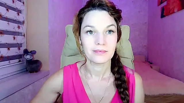 Snapshot of impossibleluna chatting on September 30, 2025, 6:47 pm impossibleluna online show from September 30, 2025, 6:47 pm