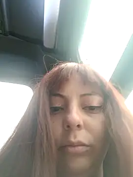 Snapshot of madelaine- chatting on September 30, 2025, 10:38 pm madelaine- online show from September 30, 2025, 10:38 pm