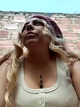 madelaine- online show from February 9, 2026, 6:17 pm