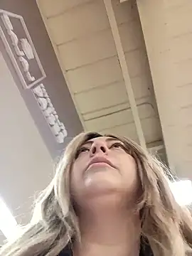 madelaine- online show from January 16, 2026, 7:40 pm