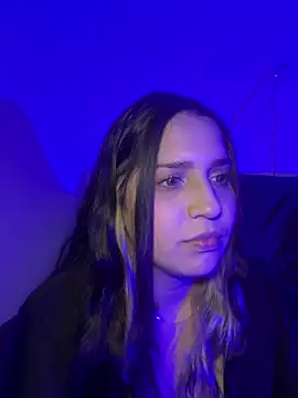 valentina jonnes1 online show from March 22, 2026, 7:10 am