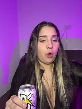 Snapshot of valentina_jonnes1 chatting on October 5, 2025, 6:26 am valentina jonnes1 online show from October 5, 2025, 6:26 am