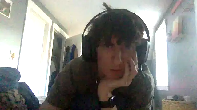 Snapshot of KittingGrappler chatting on March 18, 2026, 9:15 pm KittingGrappler online show from March 18, 2026, 9:15 pm