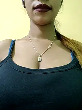 RUPAI009 online show from March 7, 2025, 6:46 am