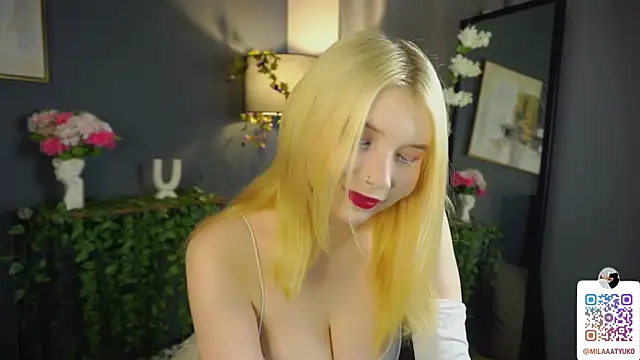 Snapshot of DaisyElmers chatting on March 22, 2025, 3:20 am DaisyElmers online show from March 22, 2025, 3:20 am