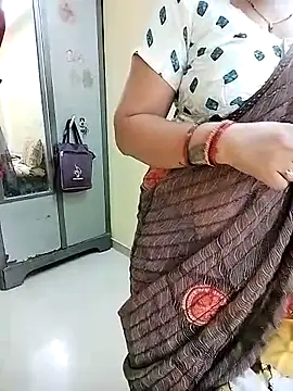 Snapshot of PayalSharmahot143 chatting on September 10, 2025, 8:35 am PayalSharmahot143 online show from September 10, 2025, 8:35 am