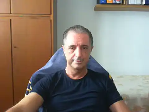 Snapshot of lliuk70mi chatting on September 22, 2025, 1:28 pm lliuk70mi online show from September 22, 2025, 1:28 pm