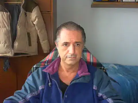 Snapshot of lliuk70mi chatting on December 17, 2025, 2:00 pm lliuk70mi online show from December 17, 2025, 2:00 pm