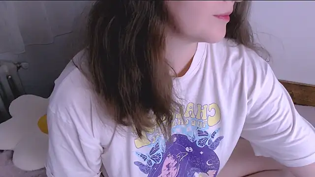 ChubbyMaia online show from April 18, 2026, 4:31 pm