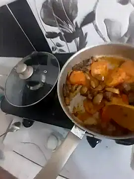 cute mia23 online show from January 26, 2025, 12:05 am