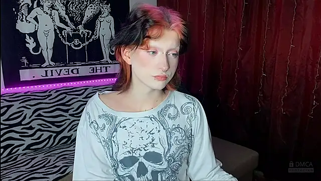 Snapshot of Vailyreb_ chatting on February 24, 2025, 6:36 pm Vailyreb online show from February 24, 2025, 6:36 pm